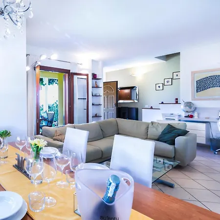 Apartment La Rosa Brasiliana - Happy *